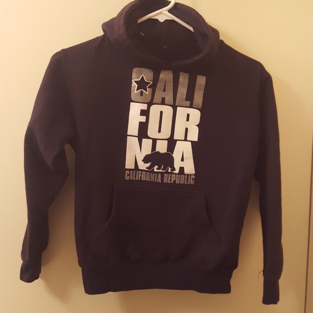 Hooded sweatshirt.